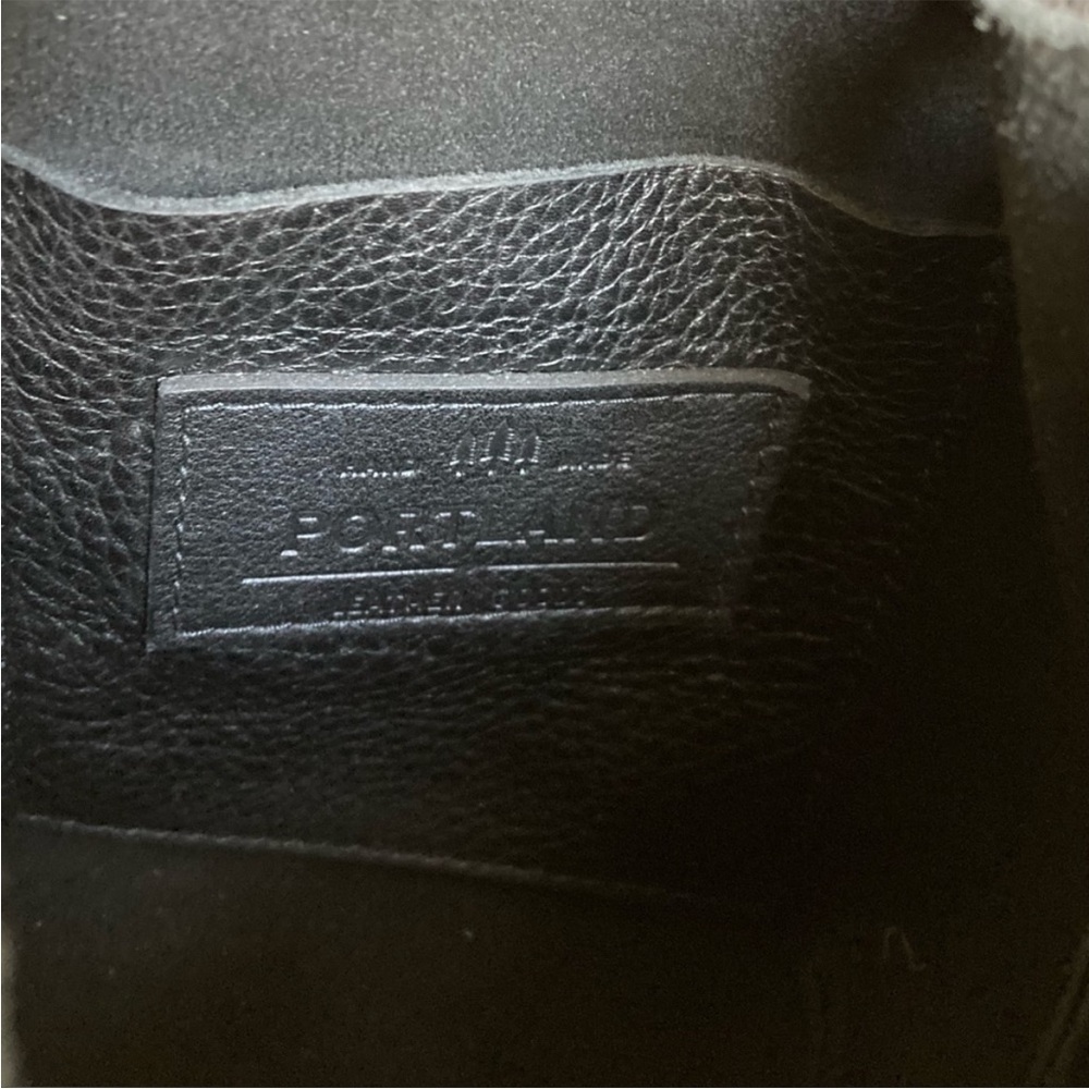 Portland Leather Black Pebbled Leather Bucket Bag - Picture 10 of 10